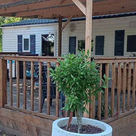 Mobilhome Cosy Au Calme De La Campagne Feriehus Lombez