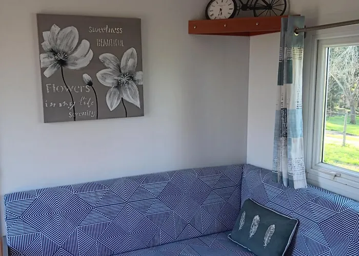 Mobilhome Cosy Au Calme De La Campagne Holiday home Lombez